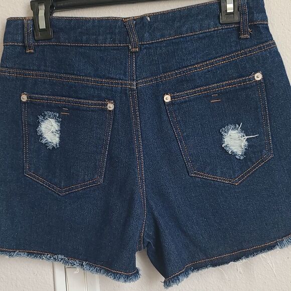 SHORTS. CHELSEA AND VIOLET  DENIM SHORTS - Picture 5 of 13